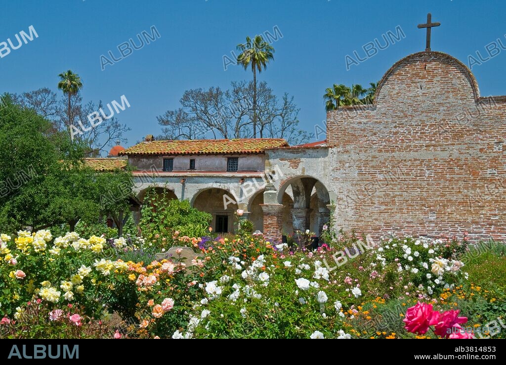 Courtyard at Mission San Juan Capistrano, known as the jewel of the California missions. The mission was founded on All Saints Day, November 1, 1776 by Spanish Catholics of the Franciscan Order. Named for a 15th century theologian and 'warrior priest' who resided in the Abruzzo region of Italy, it is best known for the annual "Return of the Swallows" which is traditionally observed every March 19 (Saint Joseph's Day). San Juan Capistrano, California.