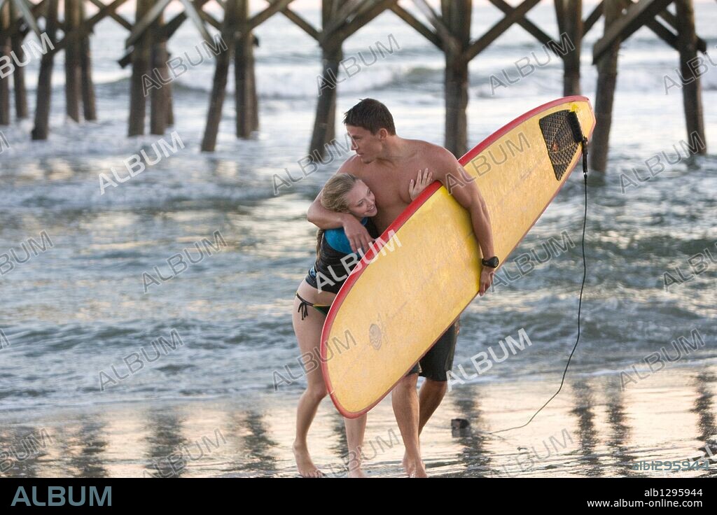 AMANDA SEYFRIED y CHANNING TATUM en QUERIDO JOHN, 2010 (DEAR JOHN), dirigida por LASSE HALLSTROM. Copyright RELATIVITY MEDIA/TEMPLE HILL PRODUCTIONS.