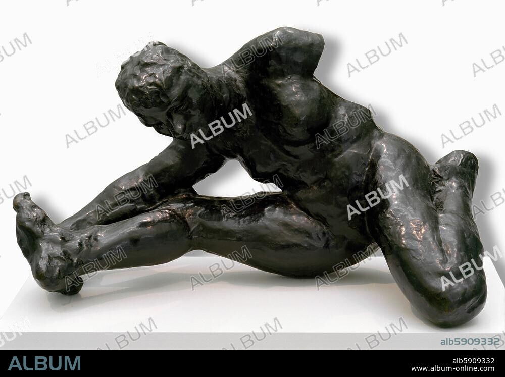 AUGUSTE RODIN. Rodin, Auguste. 1840-1917. "Crouching Woman," c. 1895. Bronze statue, 53 × 96.5 × 34 cm. Inv. A40-1914. London, Victoria and Albert Museum.