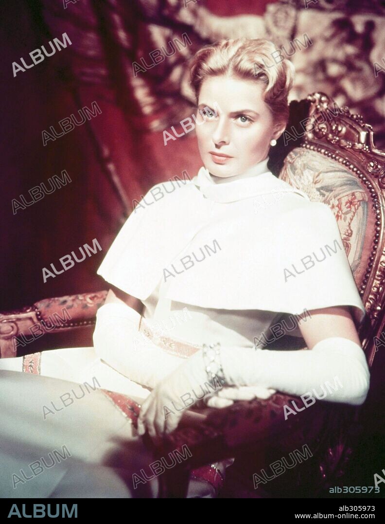 INGRID BERGMAN in ANASTASIA, 1956, unter der Regie von ANATOLE LITVAK. Copyright 20TH CENTURY FOX. Custome by Renne Hubert.