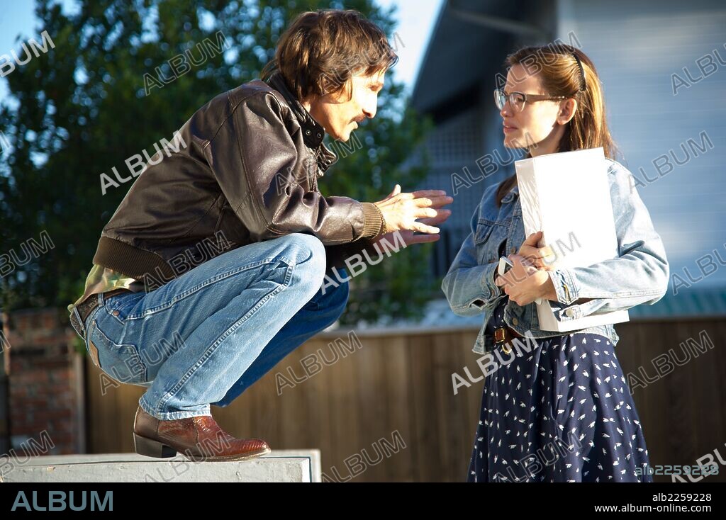JENNIFER GARNER und MATTHEW McCONAUGHEY in DALLAS BUYERS CLUB, 2013, unter der Regie von JEAN-MARC VALLEE. Copyright VOLTAGE PICTURES.
