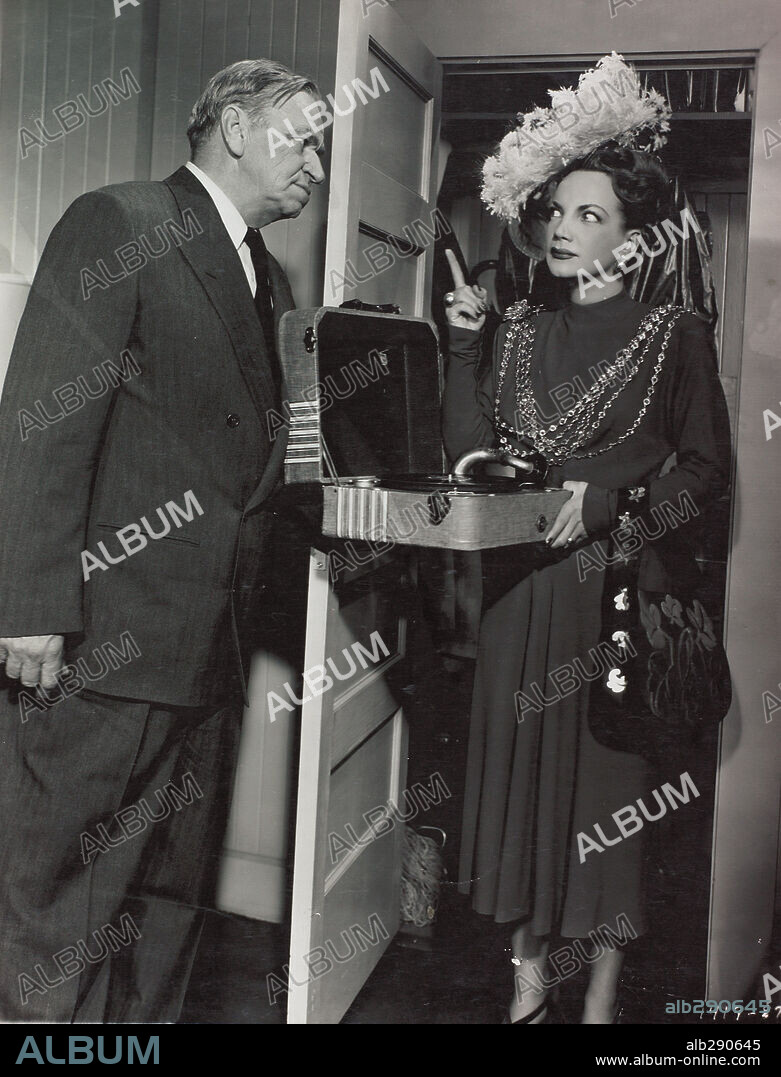 CARMEN MIRANDA and WALLACE BEERY in A DATE WITH JUDY, 1948, directed by RICHARD THORPE. Copyright M.G.M.