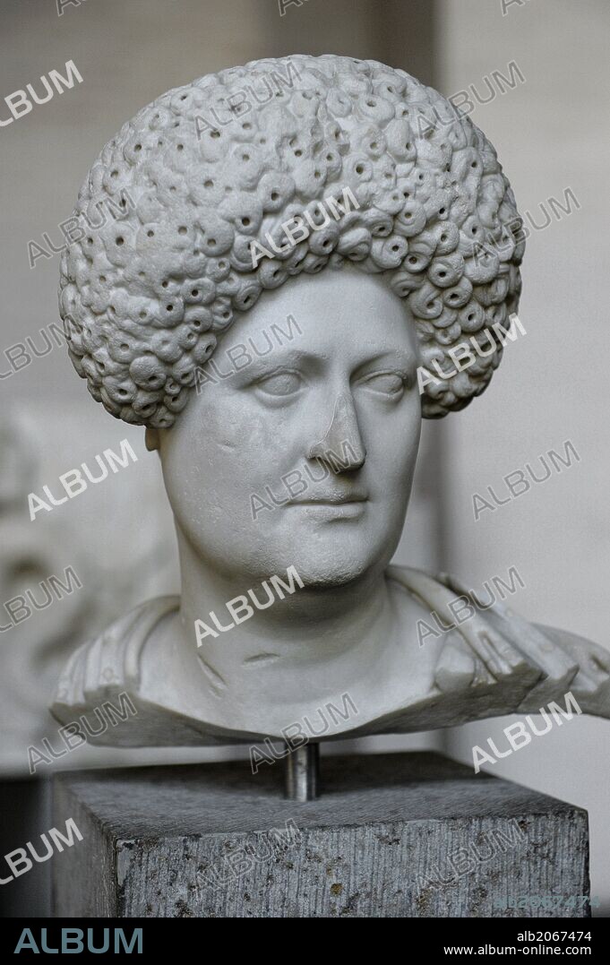 ARTE ROMANO. Busto de mujer. Hacia el 80 d. C. Glyptothek. Munich. Alemania. Europa.
