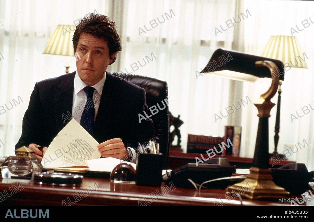HUGH GRANT in LOVE ACTUALLY, 2003, directed by RICHARD CURTIS. Copyright UNIVERSAL STUDIOS / MOUNTAIN, PETER.