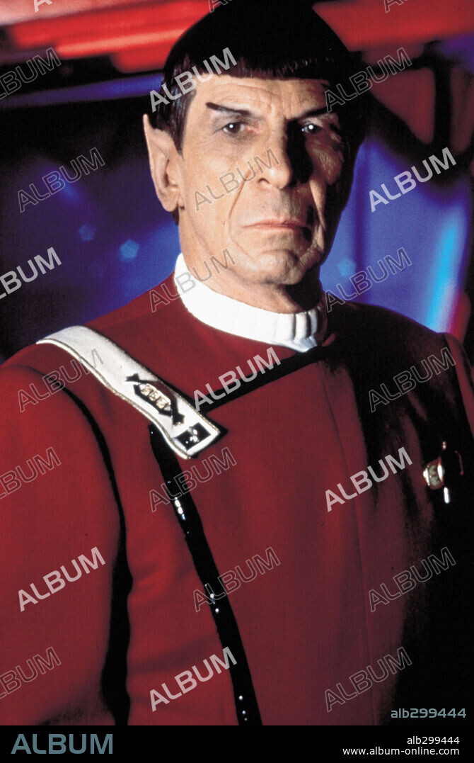 LEONARD NIMOY en STAR TREK IV: MISION SALVAR LA TIERRA, 1986 (STAR TREK IV: THE VOYAGE HOME), dirigida por LEONARD NIMOY. Copyright PARAMOUNT PICTURES.