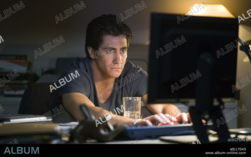JAKE GYLLENHAAL in RENDITION, 2007, directed by GAVIN HOOD. Copyright ANONYMOUS CONTENT/DUNE FILMS/LEVEL 1 ENTERTAINMENT/ / EMERSON, SAM.