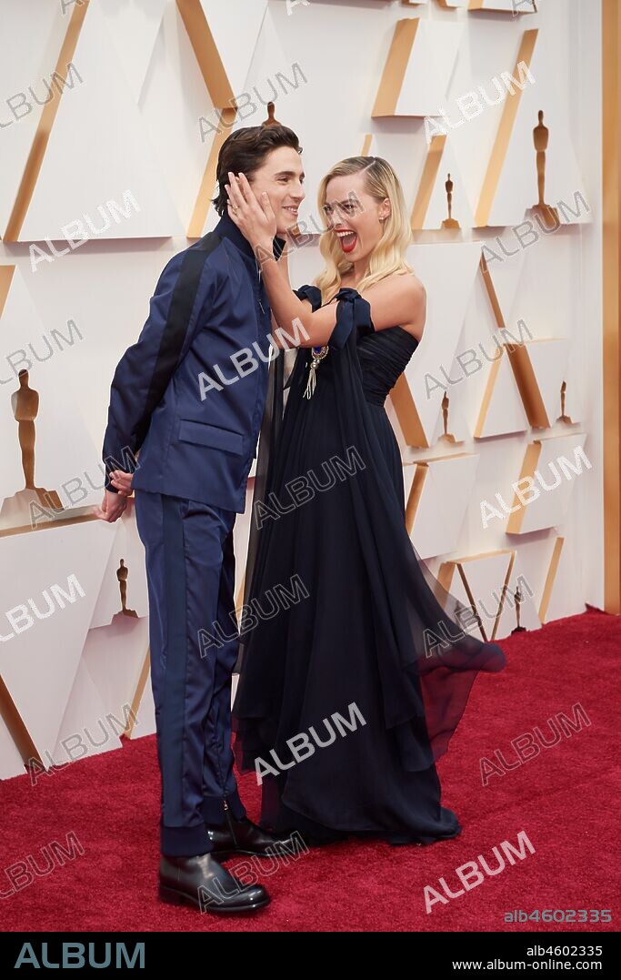 February 9, 2020, Hollywood, California, USA: TIMOTHEE CHALAMET and Oscar nominee, MARGOT ROBBIE, arrive on the red carpet of The 92nd Oscars at the Dolby Theatre in Hollywood, CA on Sunday, February 9, 2020. 09/02/2020