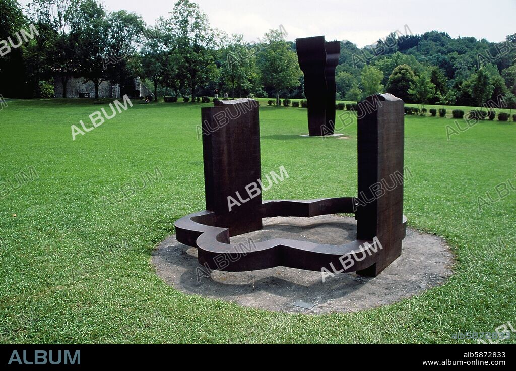 San Sebastián / Donostia (Hernani); Chillida Leku, parque / casa museo del artista y escultor Eduardo Chillida.