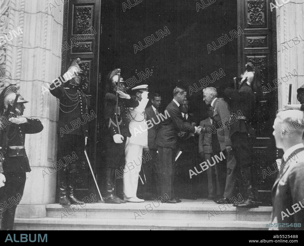 The Princes at Lima:The Prince of Wales and Prince George leaving the Presidential Palace at Lima, Peru, after their visit to the Provisional President, who conferred on the Princes the Order of the sun. April 15, 1931.