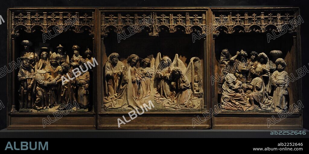 ARTE MEDIEVAL. HOLANDA. Retablo de San Lambert. Utrecht, 1470-1480. Retablo de arcilla que se ha conservado casi original. Ejemplo de la tarda exportación medieval de la escultura en arcilla. Retablo de tres compartimentos, dedicado a la vida de Maria. Natividad, Adoración Reyes, Matrimonio María José. Pieza procedente de la capilla del convento de San Lazaro en Malassis. Museum Catharijneconvent. Utrecht. Países Bajos.