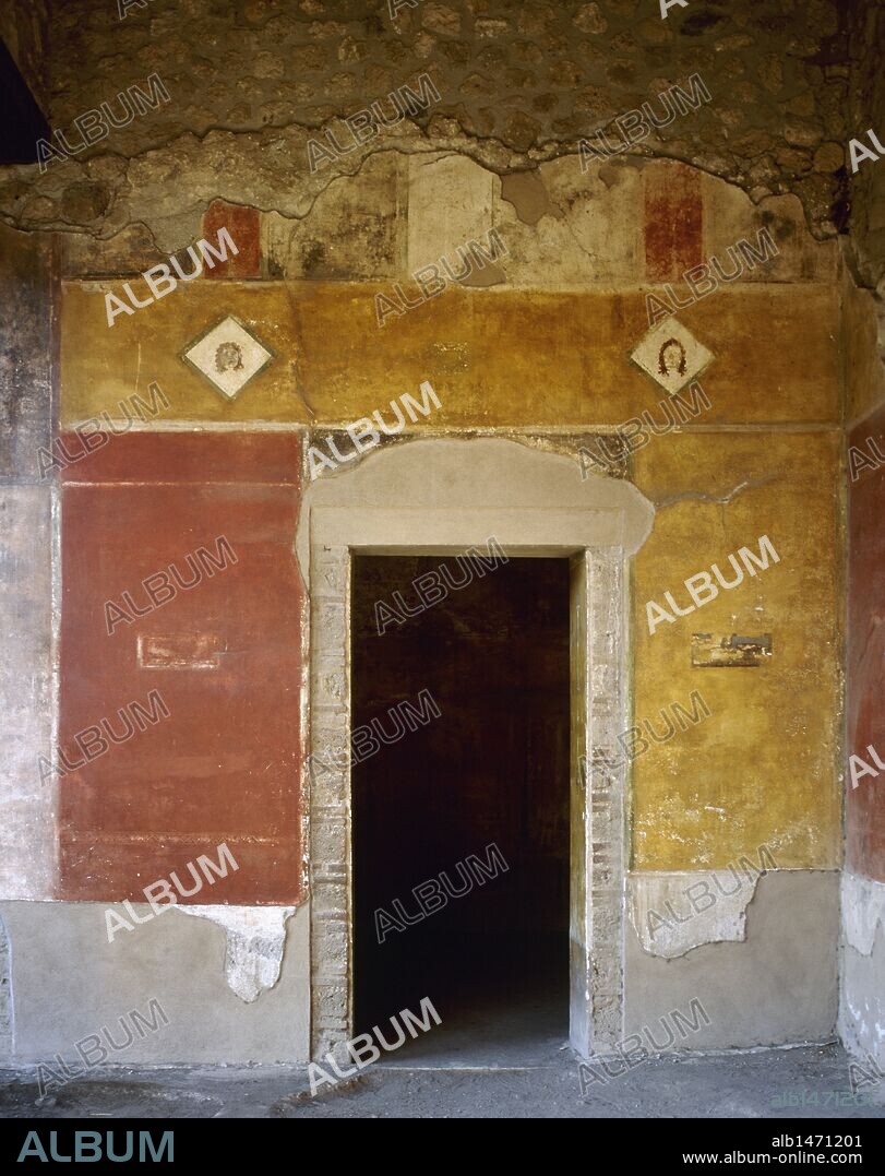 Pompeii. House of Venus in the shell. 1st century BC. Fresco of First Style painting, characterized by the simulation of marble. Campania, Italy.