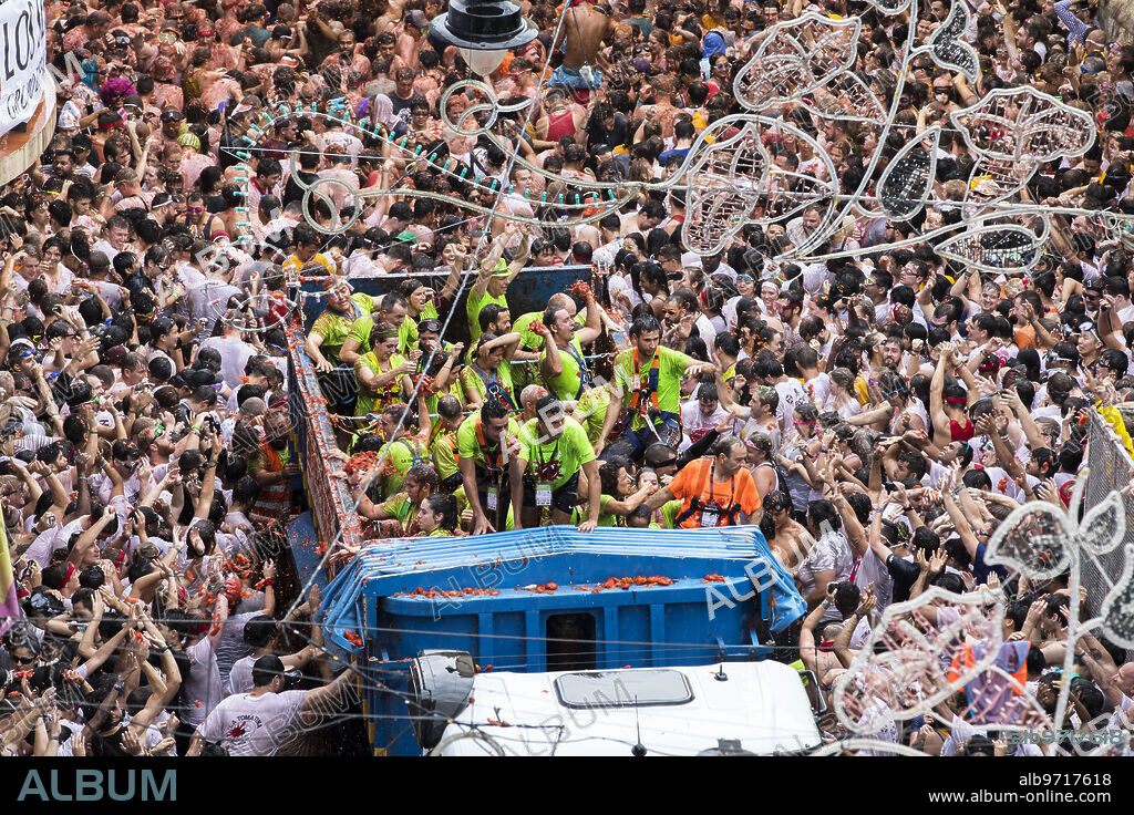 Buñol (Valencia), 08/30/2017. Tomatina de Buñol 2017. Photo: Mikel Ponce Archdc.