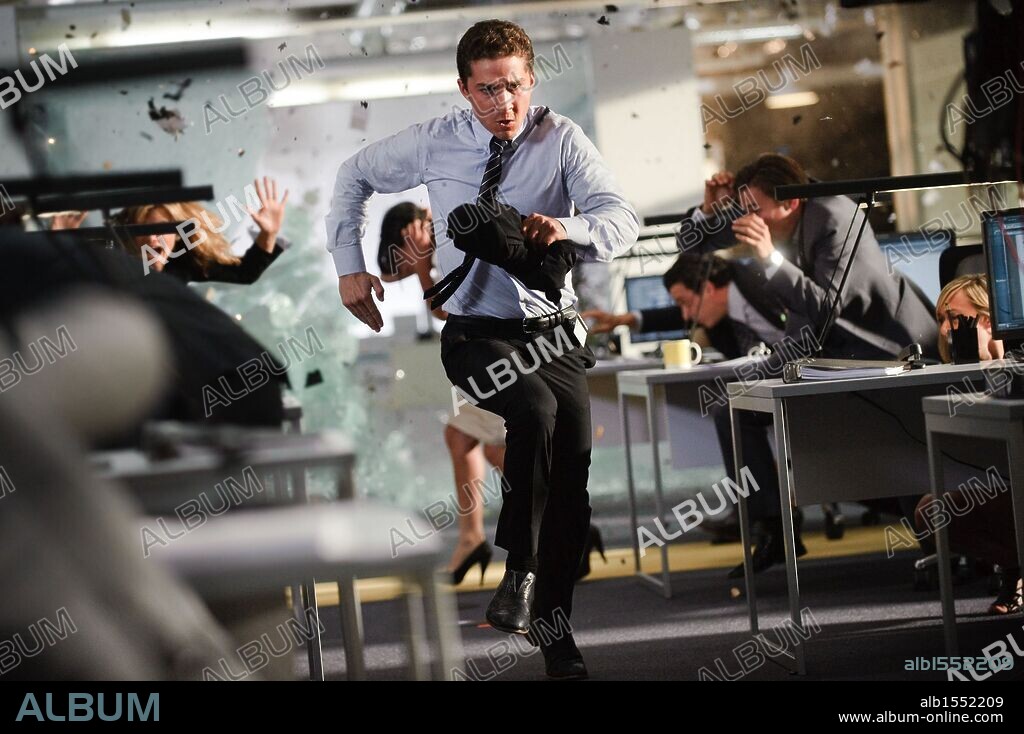 SHIA LABEOUF in TRANSFORMERS: DARK OF THE MOON, 2011, directed by MICHAEL BAY. Copyright PARAMOUNT PICTURES.
