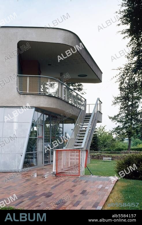 Löbau (Oberlausitz, Sachsen, Deutschland), Haus Schminke. (1930-33 erbaut; Arch.: Hans Scharoun). Teilansicht. Foto, 2003.