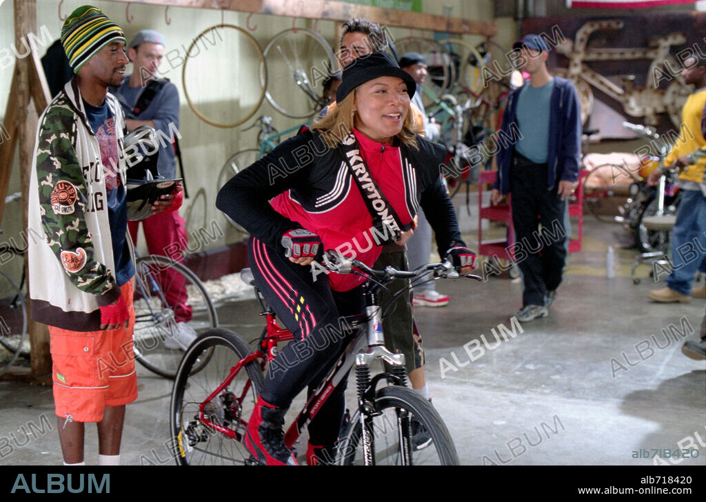 QUEEN LATIFAH en TAXI, DERRAPE TOTAL, 2004 (TAXI), dirigida por TIM STORY. Copyright 20TH CENTURY FOX.