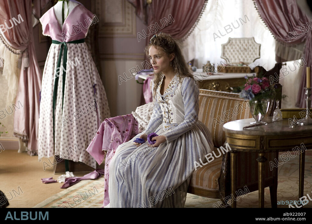 NATALIE PORTMAN en LOS FANTASMAS DE GOYA, 2006 (GOYA'S GHOSTS), dirigida por MILOS FORMAN. Copyright KANZAMAN / BRAY, PHIL.