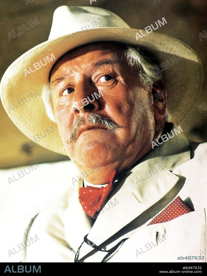 Sir Peter Ustinov. PETER USTINOV in APPOINTMENT WITH DEATH, 1988, directed by MICHAEL WINNER. Copyright CANNON FILMS.
