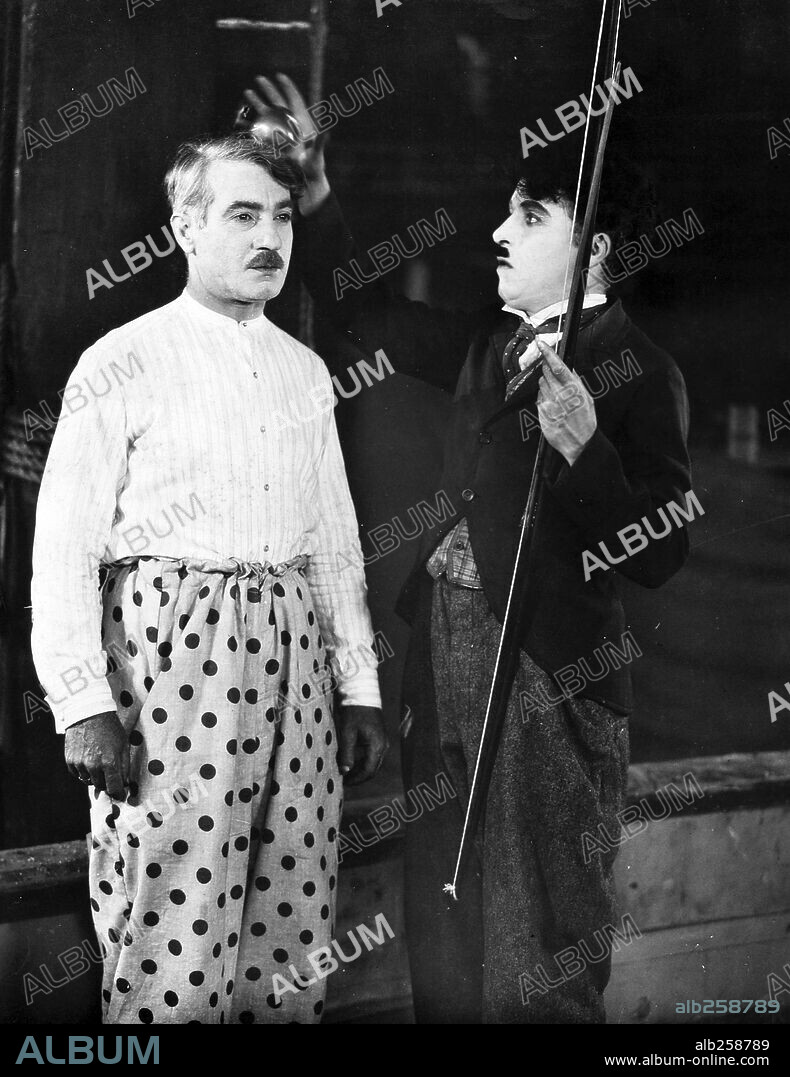 CHARLIE CHAPLIN en EL CIRCO, 1928 (THE CIRCUS), dirigida por CHARLES CHAPLIN. Copyright CHAPLIN/UNITED ARTISTS.