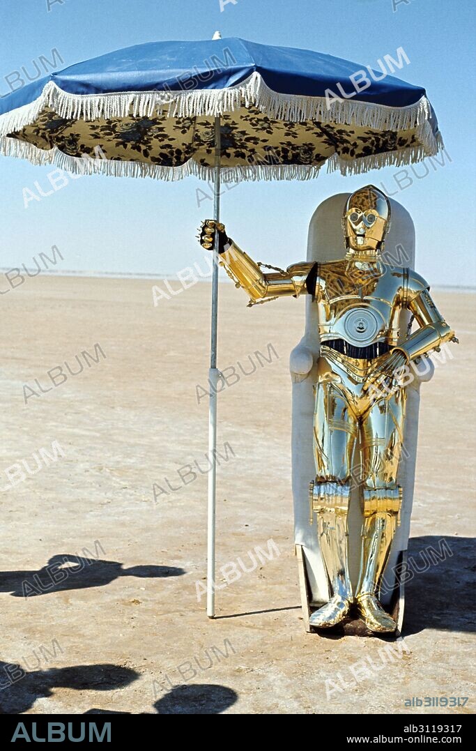 STAR WARS: EPISODIO IV-UNA NUEVA ESPERANZA, 1977 (STAR WARS: EPISODE IV-A NEW HOPE), dirigida por GEORGE LUCAS. Copyright LUCASFILM/20TH CENTURY FOX.