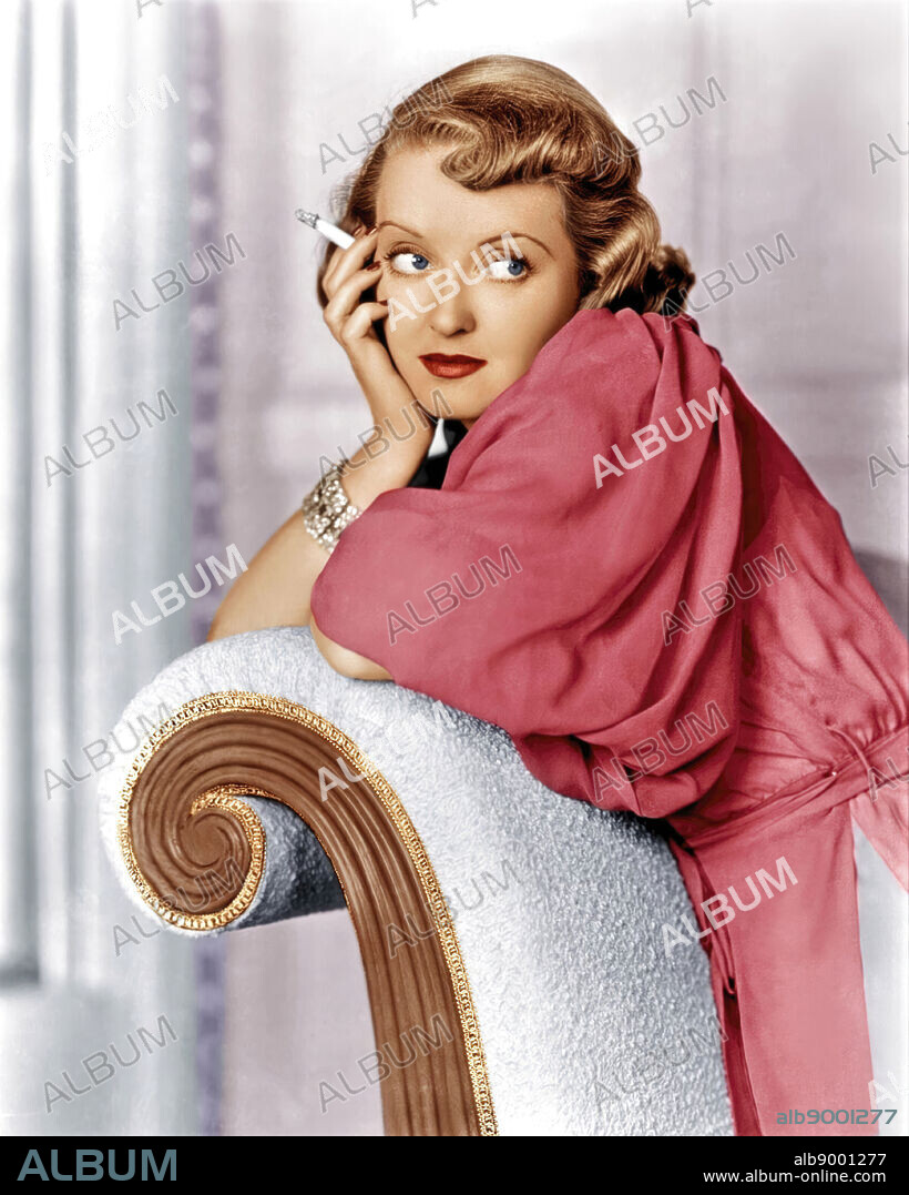 BETTE DAVIS in MARKED WOMAN, 1937, directed by LLOYD BACON. Copyright WARNER BROTHERS.
