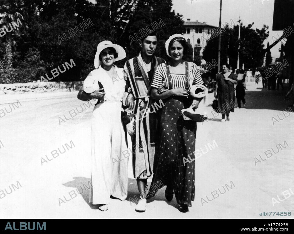Ettore Majorana with his sisters. The Italian physicist Ettore Majorana enjoying his holidays in Croatia with his sisters Maria and Rosina. Opatija, 1932.