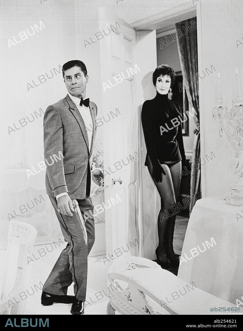 JERRY LEWIS en EL TERROR DE LAS CHICAS, 1961 (THE LADIES MAN), dirigida por JERRY LEWIS. Copyright PARAMOUNT PICTURES.