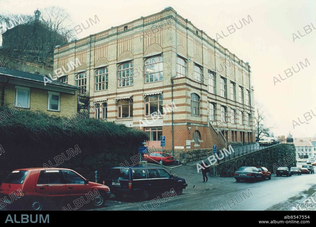 GÖTEBORG 1994-03-14.. Korsettfabriken på Kastellgatan 3 nedanför Skansen Kronan. *** Local Caption *** GP Foto: Thore Leykauff / Kamerareportage / TT / Kod: 2524.
