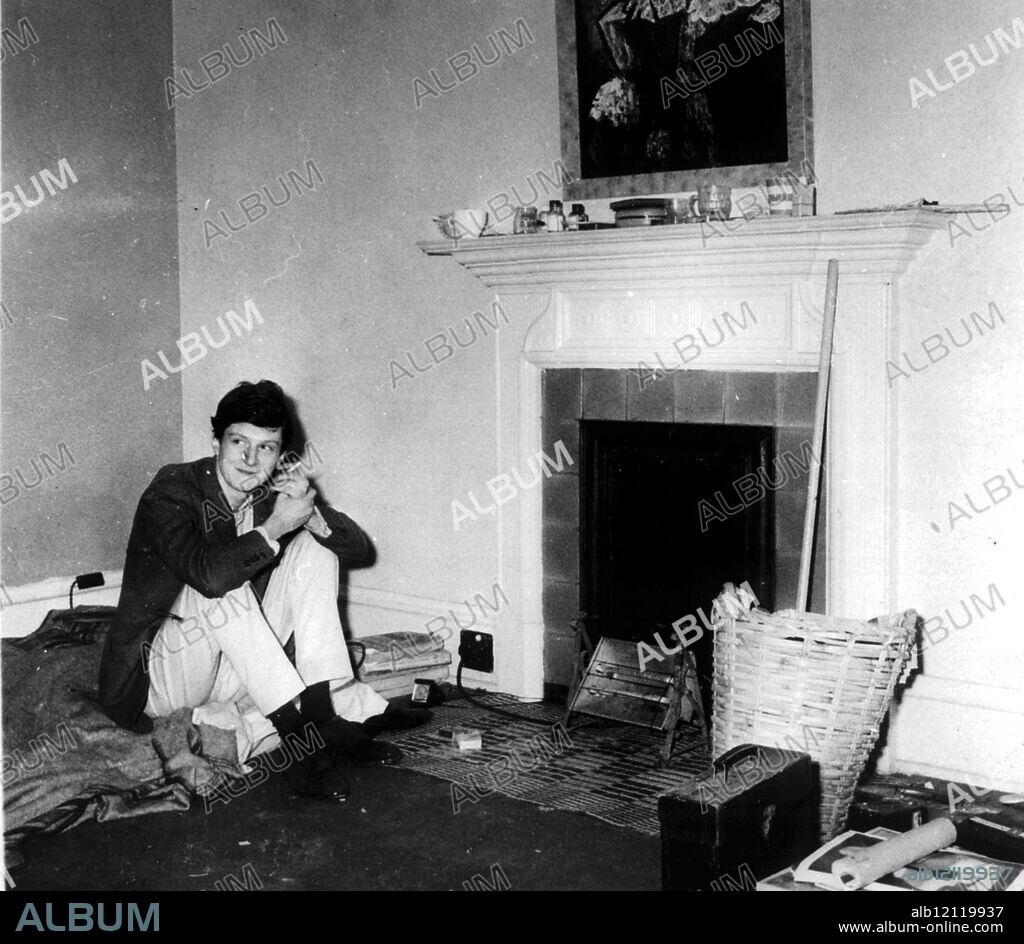 Lord Valentine Thynne, Marquis of Bath, in his flat in Ashley Gardens, Victoria 16th February 1960.