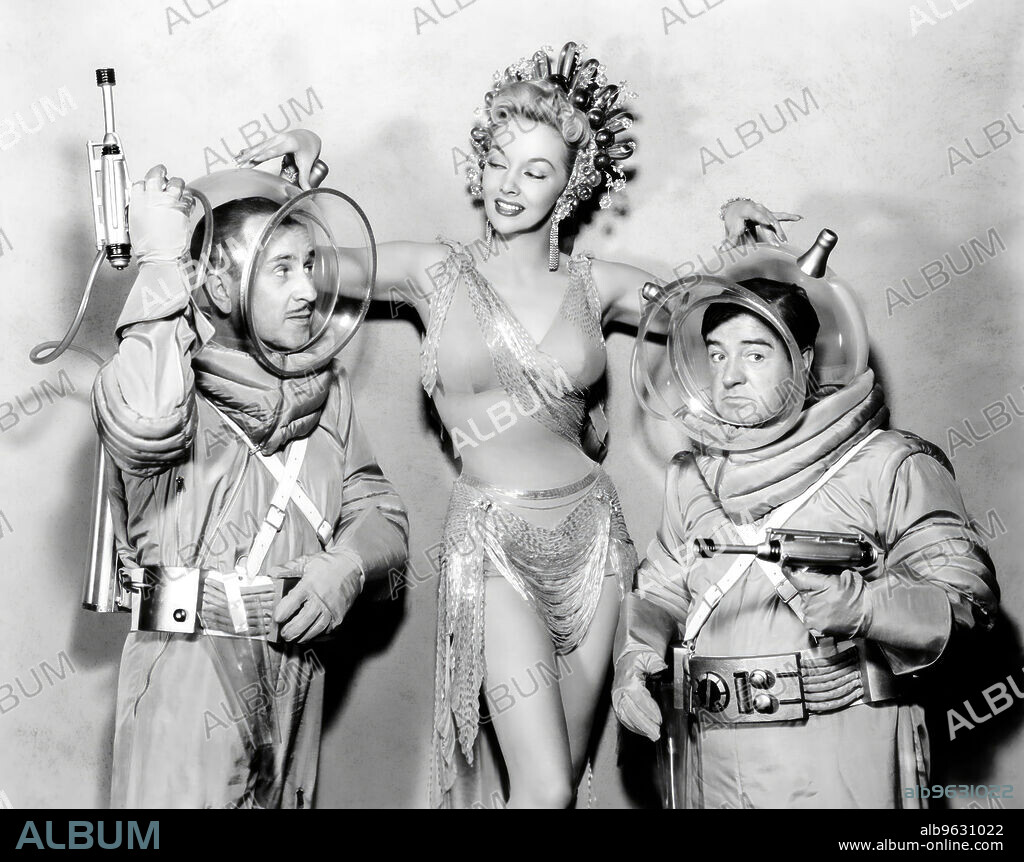 BUD ABBOTT, LOU COSTELLO and MARI BLANCHARD in ABBOTT AND COSTELLO GO TO MARS, 1953, directed by CHARLES LAMONT. Copyright UNIVERSAL PICTURES.