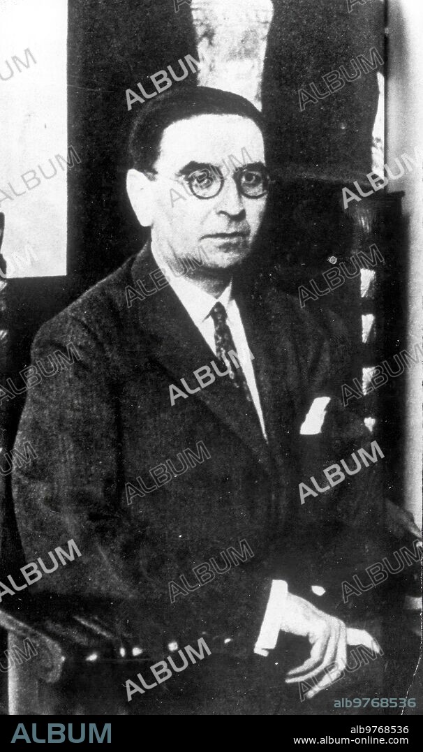 Carlos Garcia Oviedo, presidente del ateneo de Sevilla (1923).