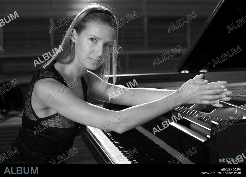 ANNE IGARTIBURU in ZORION PERFEKTUA, 2009, unter der Regie von JABI ELORTEGI. Copyright PAUSOKA ENTERTAINMENT.