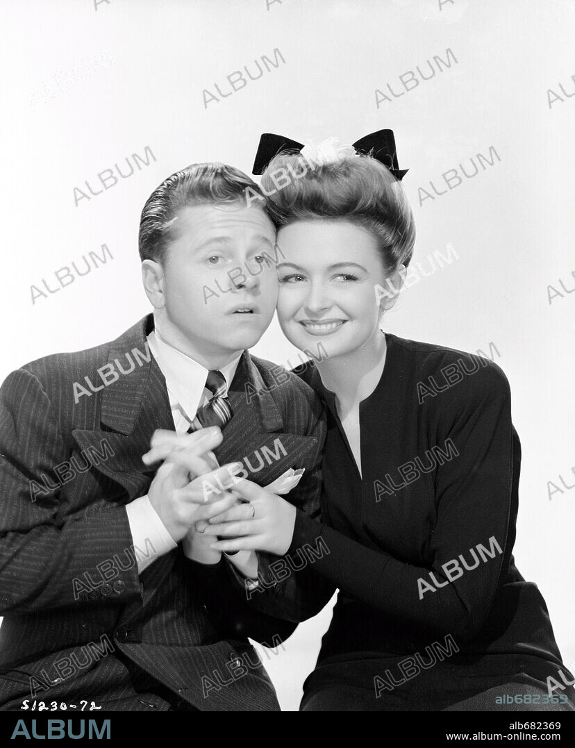 DONNA REED and MICKEY ROONEY in THE COURTSHIP OF ANDY HARDY, 1942, directed by GEORGE B. SEITZ. Copyright M.G.M.