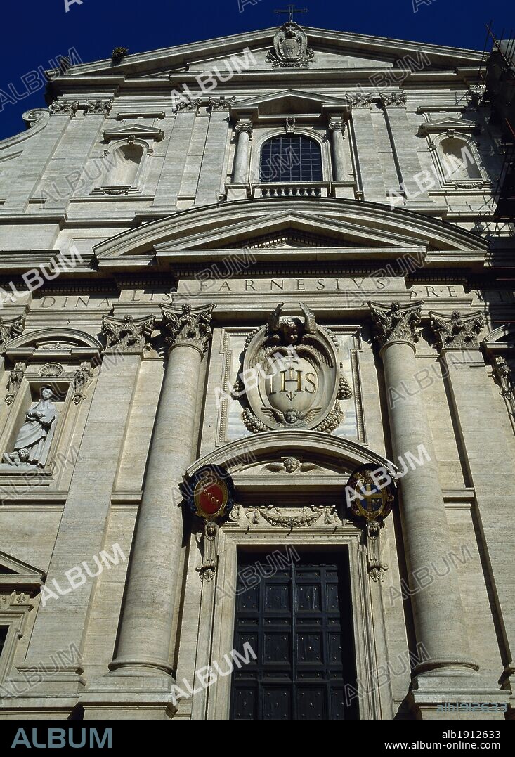Italy. Rome. Church of the Gesu. Mother church of the Society of Jesus (Jesuits). Architects: Vignola (1507-1573) and Giacomo della Porta (1532-1602). Baroque style facade.