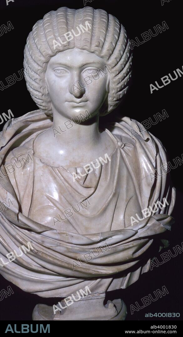 Bust of Julia Domna (160-217), wife of Septimus Severus and mother of Geta and Caracalla, from the Louvre's collection, 2nd century.