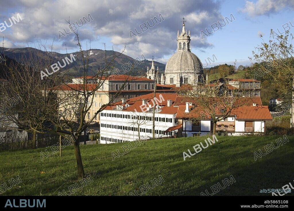 Santuario jesuita de Loyola / Loiola,  entre Azkoitia y Azpeitia.