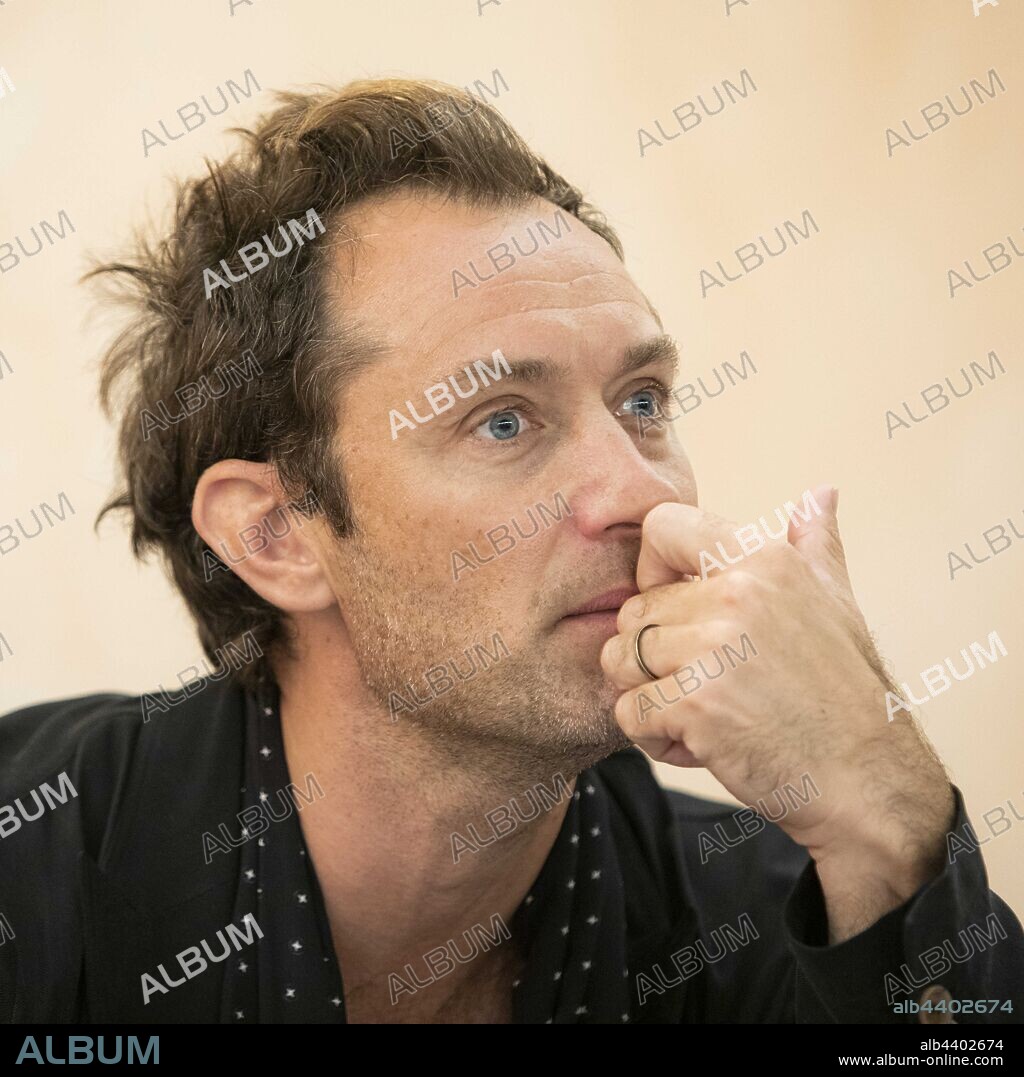 JUDE LAW. September 1, 2019, Hollywood, CA, USA: Jude Law is an English actor stars in the movie The New Pope. 01/09/2019