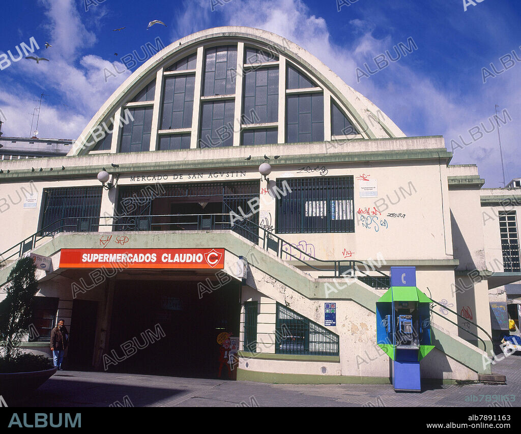 ANTONIO TENREIRO / SANTIAGO REY PEDREIRA (S XX). MERCADO MUNICIPAL CONSTRUIDO EN 1931 - CUBIERTA DE EDUARDO TORROJA - FOTO AÑOS 00 SIGLO XXI.