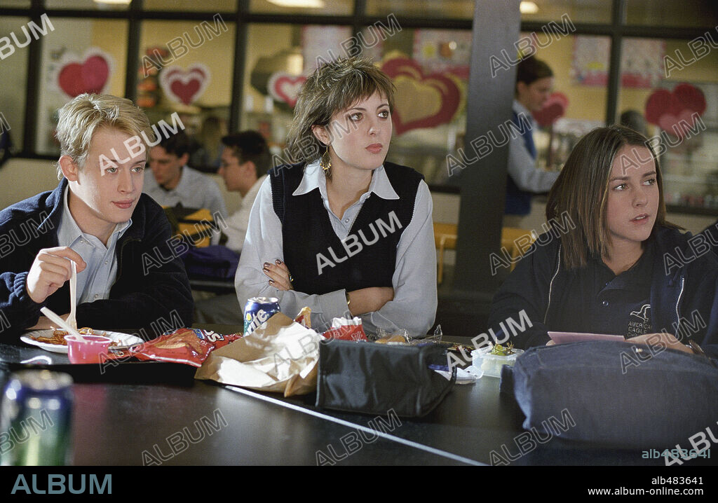 EVA AMURRI, JENA MALONE and MACAULAY CULKIN in SAVED!, 2004, directed by BRIAN DANNELLY. Copyright UNITED ARTISTS / PERA, DIYAH.