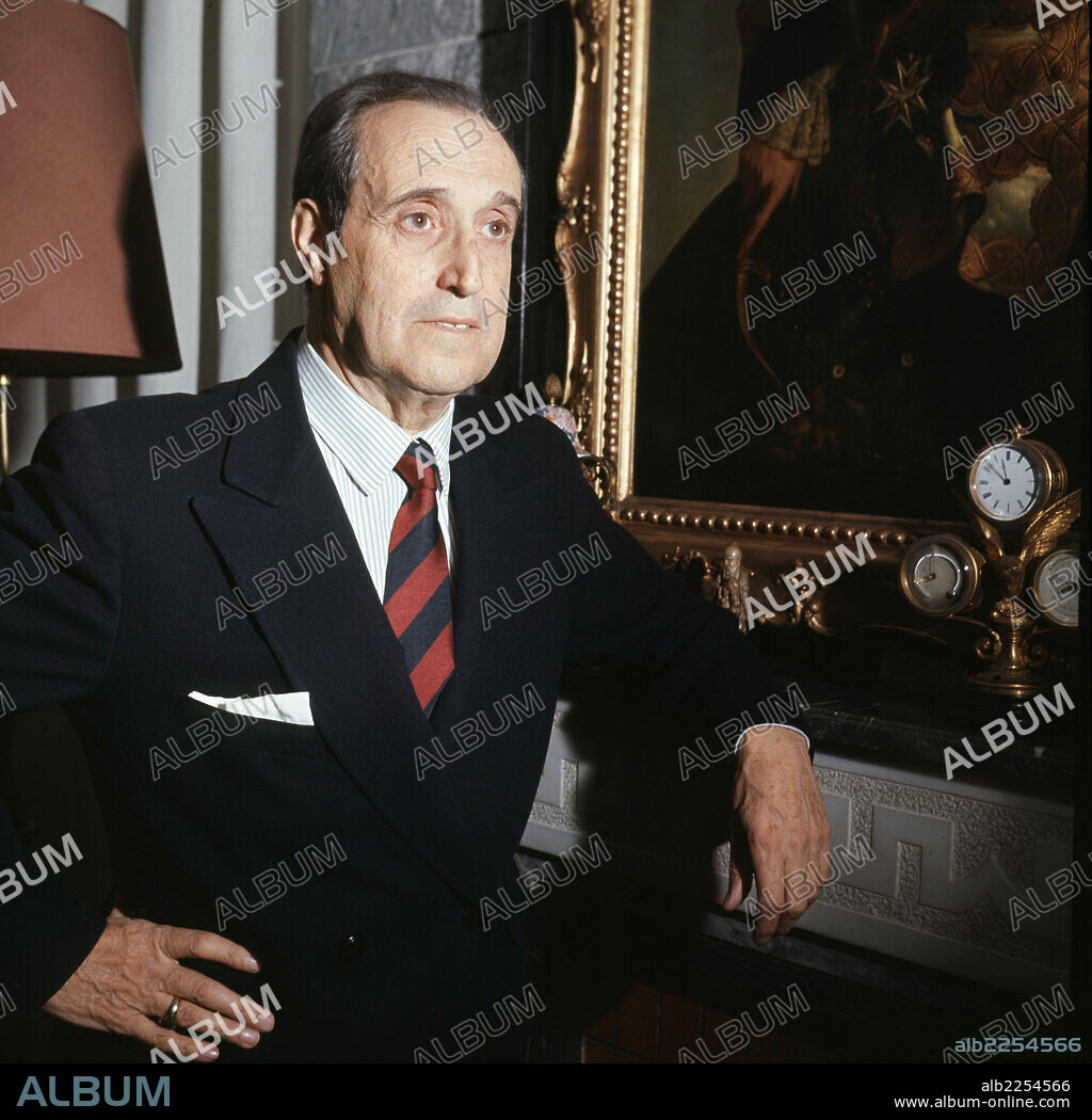 HALCON, MANUEL. ESCRITOR ESPAÑOL. SEVILLA 1902-1989.