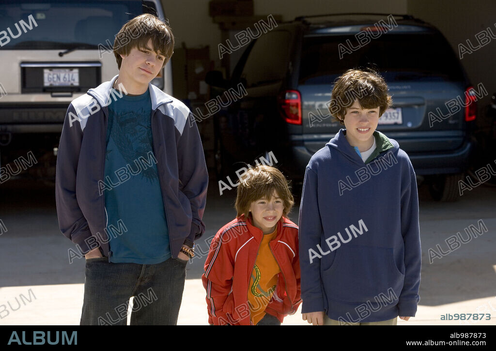 GRAHAM PHILLIPS, JIMMY BENNETT und JOHNNY SIMMONS in EVAN ALMIGHTY, 2007, unter der Regie von TOM SHADYAC. Copyright UNIVERSAL PICTURES / NELSON, RALPH.