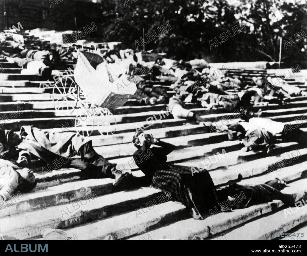 EL ACORAZADO POTEMKIN, 1925 (BRONENOSETS POTYOMKIN), dirigida por SERGEI M. EISENSTEIN. Copyright GOSKINO.