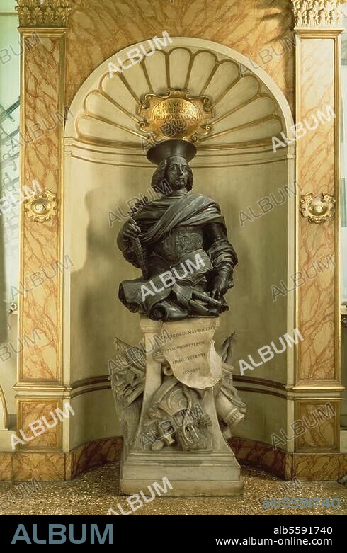 Morosini, Francesco; Venetian admiral. (since 1688 Doge); 1608 - Nauplia. 6.1.1694. Bust of Francesco Morosini as conqueror of Peloponnesus. Sculpture, 1687, by Filippo Parodi. (1630-1702). Bronze, 115 × 85 × 70cm. Italy, Venice, Doges' Palace, Armeria (armoury).