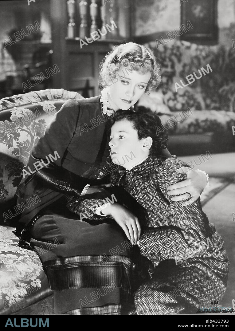 DOLORES COSTELLO and FREDDIE BARTHOLOMEW in LITTLE LORD FAUNTLEROY, 1936, directed by JOHN CROMWELL. Copyright UNITED ARTISTS.