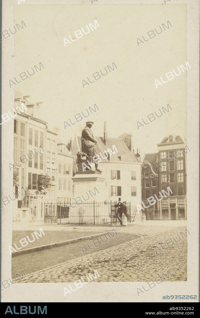 Statue of Rembrandt on the Rembrandt Square, Pieter Oosterhuis (attributed to), Louis Royer, Amsterdam, 1859 - 1865, cardboard, paper, albumen print, height 67 mm × width 101 mm.