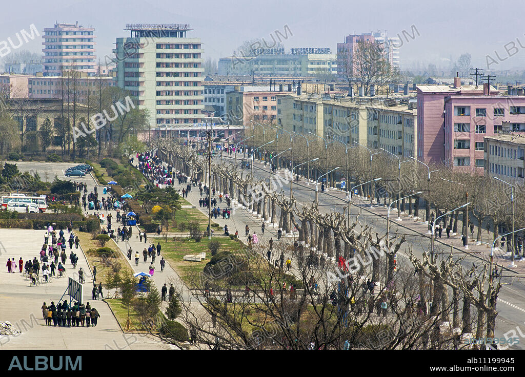 City streets, Hamhung, Democratic People's Republic of Korea (DPRK), North Korea, Asia.