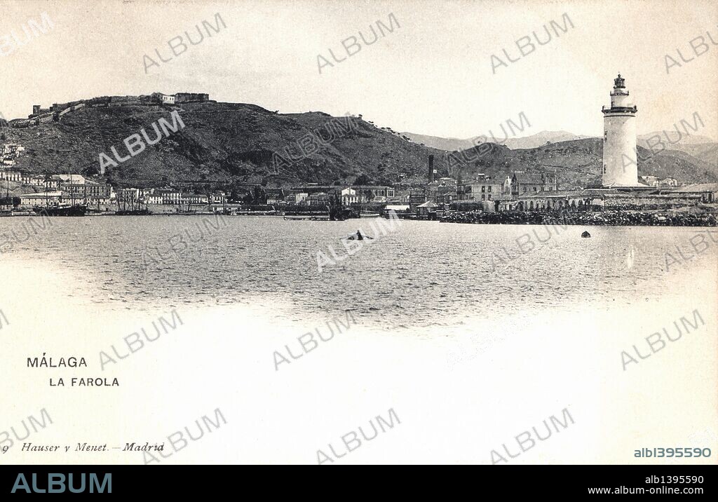 Tarjeta postal, vista panorámica de Málaga (Andalucía), con La Farola en primer término (faro). 1905.