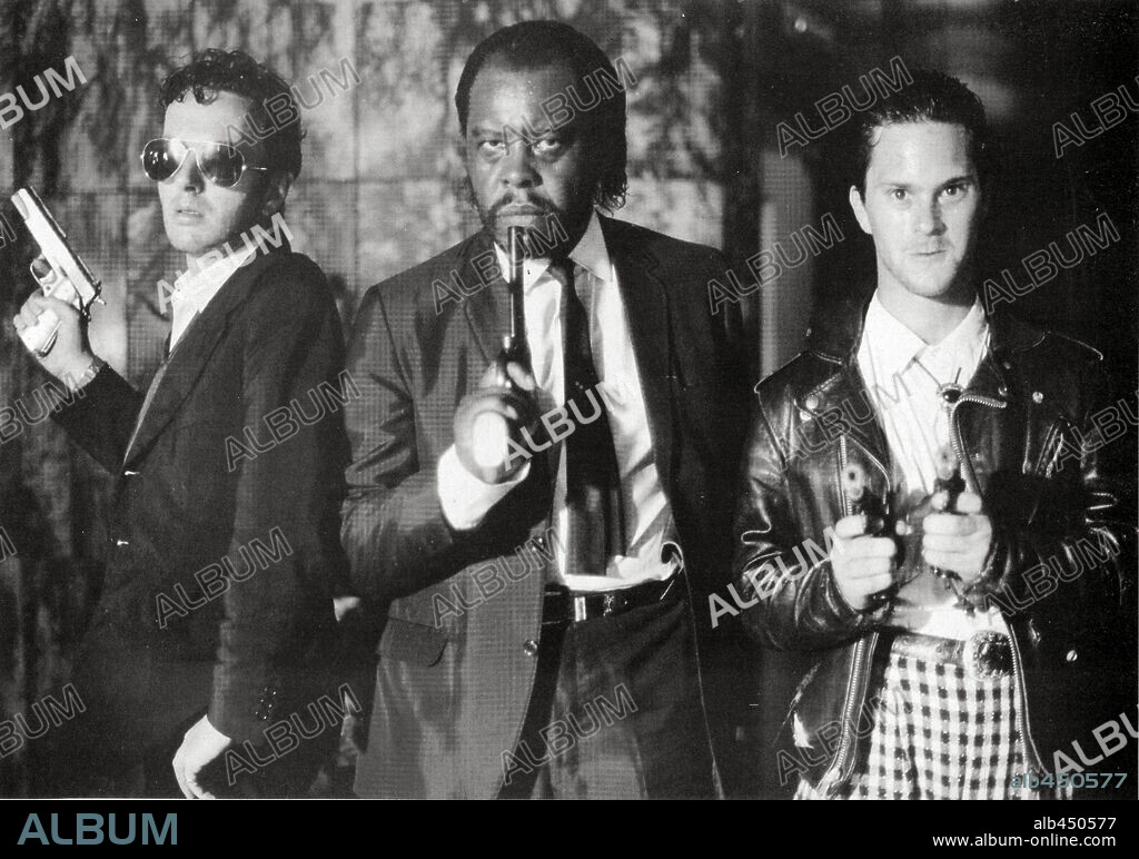 DIRECTOS AL INFIERNO, 1987 (STRAIGHT TO HELL), dirigida por ALEX COX. Copyright MIRACLE FILMS.