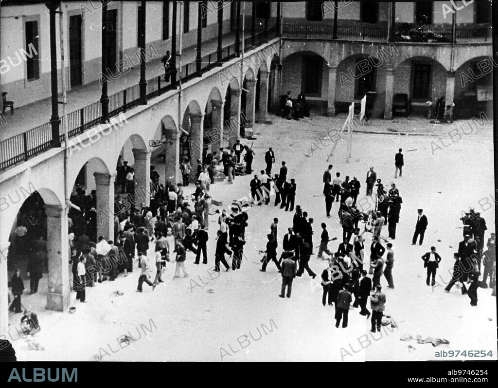 July 18, 1936. Patio of the mountain barracks at the time of being Occupied by the Republican Forces and Militias.