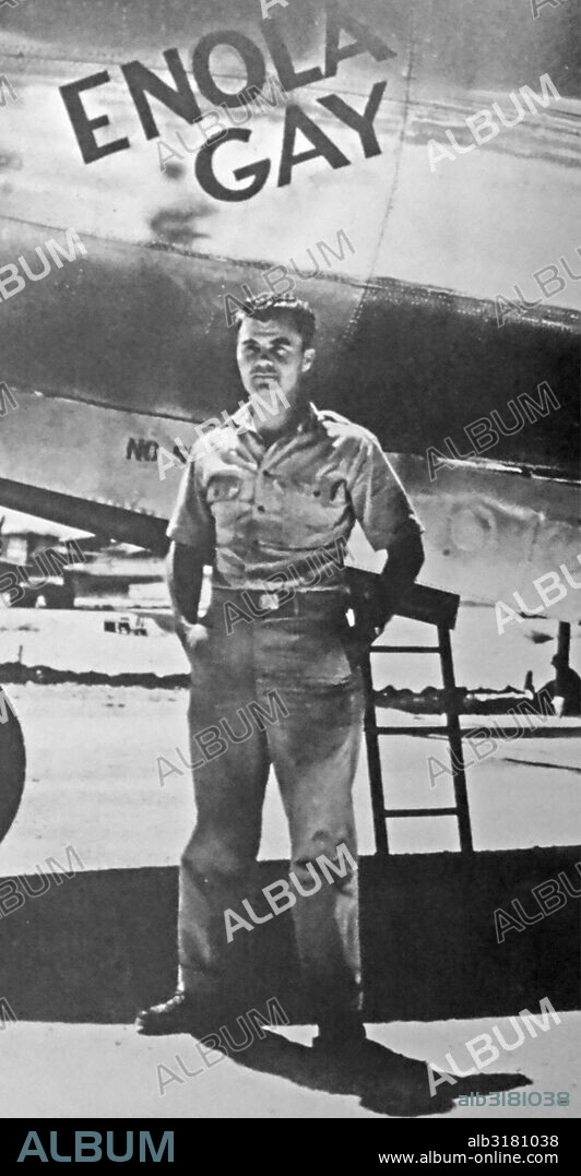 Colonel Paul Tibbets, pilot of the B-29 Enola Gay. Charged with dropping the atomic bomb on Hiroshima, 6th August 1945.