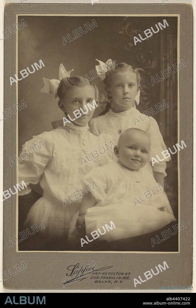 Three children: two girls standing, baby in foreground, Sappoe (American, active Brooklyn, New York 1880s - 1900s), 1880s, Platinum print.